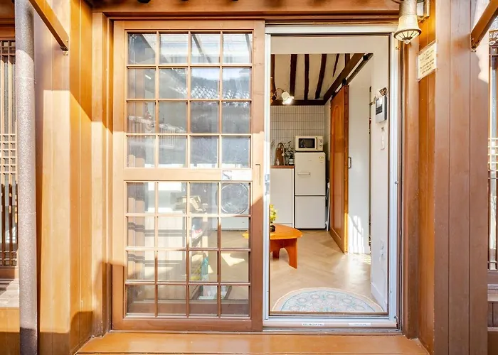 ヴィラ 2 Minute Walk From Gyeongbokgung Station Hanok Mongyu 夢遊 Wellness Bathtub Netflix ソウル特別市