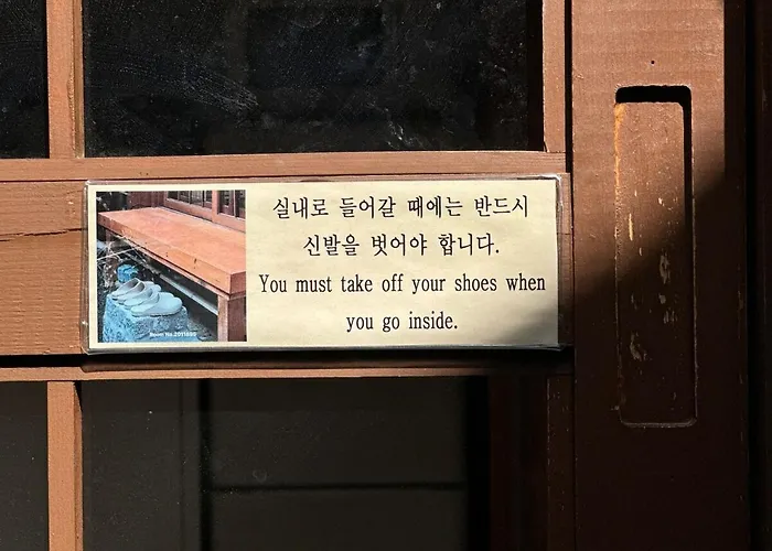 ヴィラ 2 Minute Walk From Gyeongbokgung Station Hanok Mongyu 夢遊 Wellness Bathtub Netflix ソウル特別市