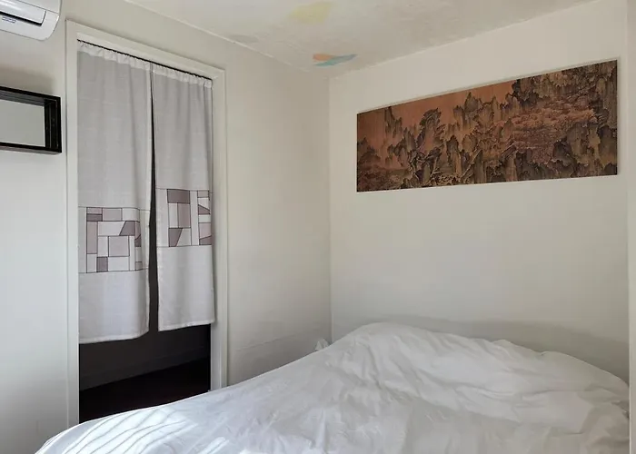 2 Minute Walk From Gyeongbokgung Station Hanok Mongyu 夢遊 Wellness Bathtub Netflix *
