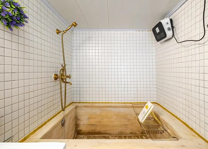 ヴィラ 2 Minute Walk From Gyeongbokgung Station Hanok Mongyu 夢遊 Wellness Bathtub Netflix