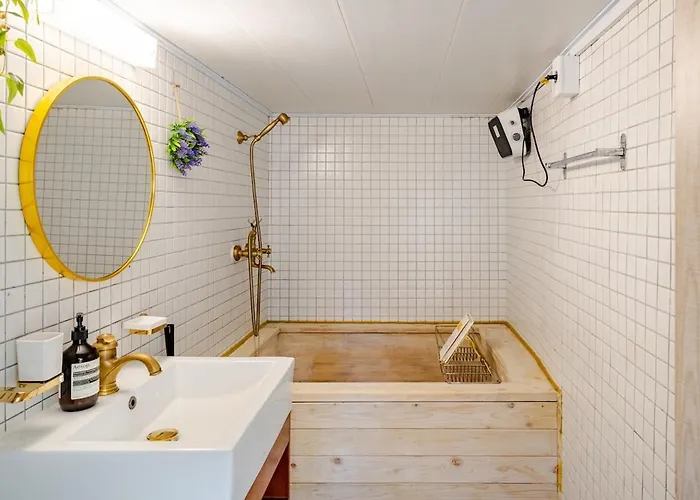 ヴィラ 2 Minute Walk From Gyeongbokgung Station Hanok Mongyu 夢遊 Wellness Bathtub Netflix ソウル特別市